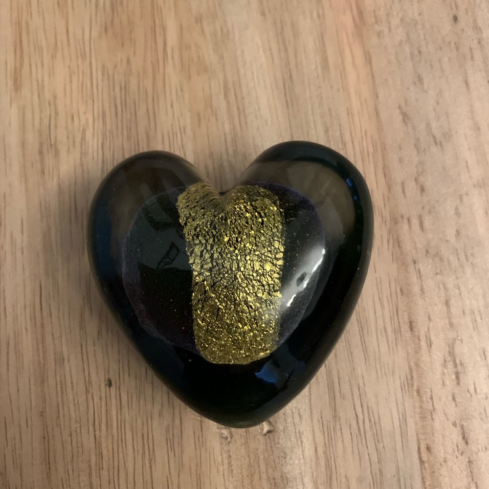 Vintage Robert Eickholt Heart Art Glass Paperweight Multicolor.3'' L-3''W-1.5''H